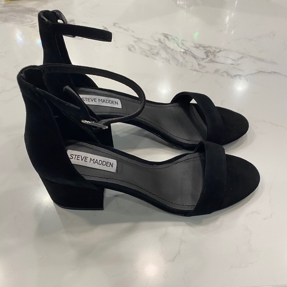 Steve Madden Black Suede Sandals